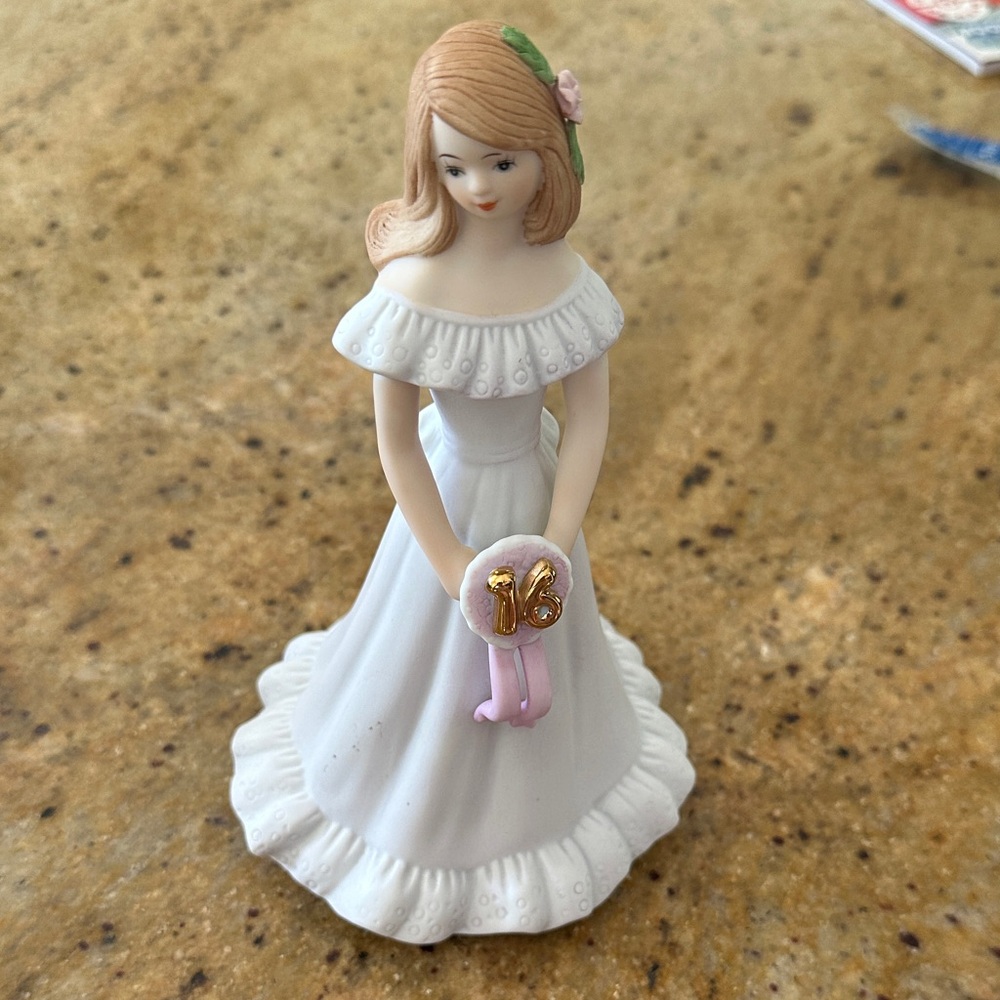 Elegant White and Pink Sweet 16 Cake Topper figurine